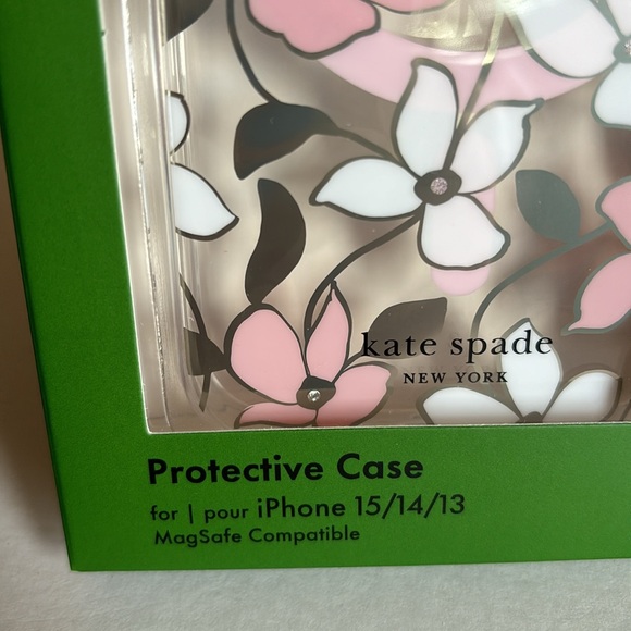 Kate Spade protective case for iPhone, MagSafe compatible - Picture 3 of 5